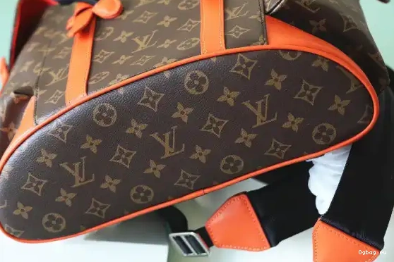 VUITTON MM LOUIS CHRISTOPHER 0531